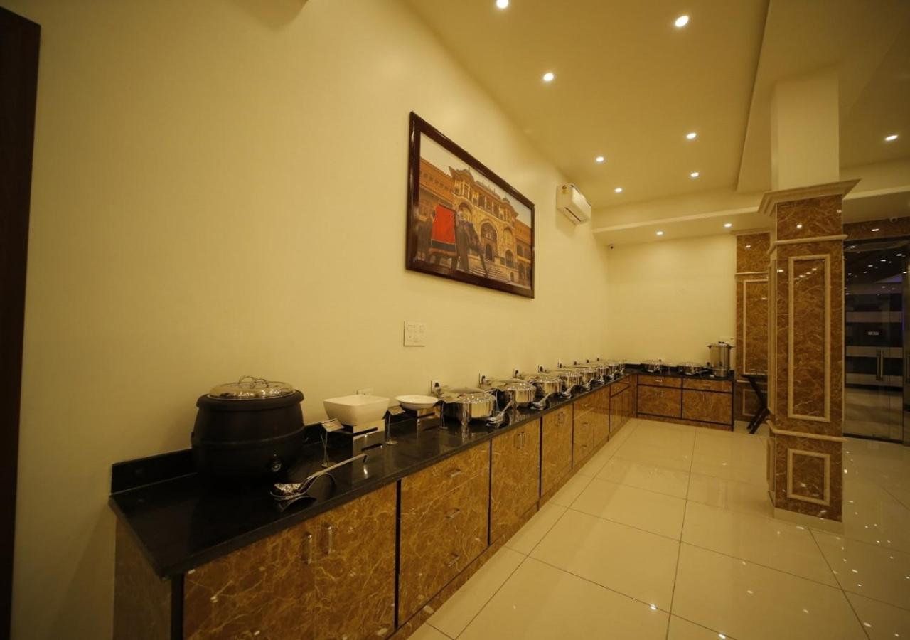 The Amer Valley Hotel Dźajpur Zewnętrze zdjęcie