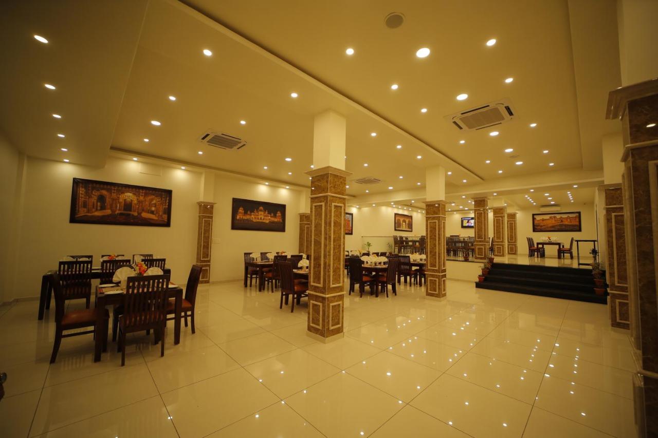 The Amer Valley Hotel Dźajpur Zewnętrze zdjęcie
